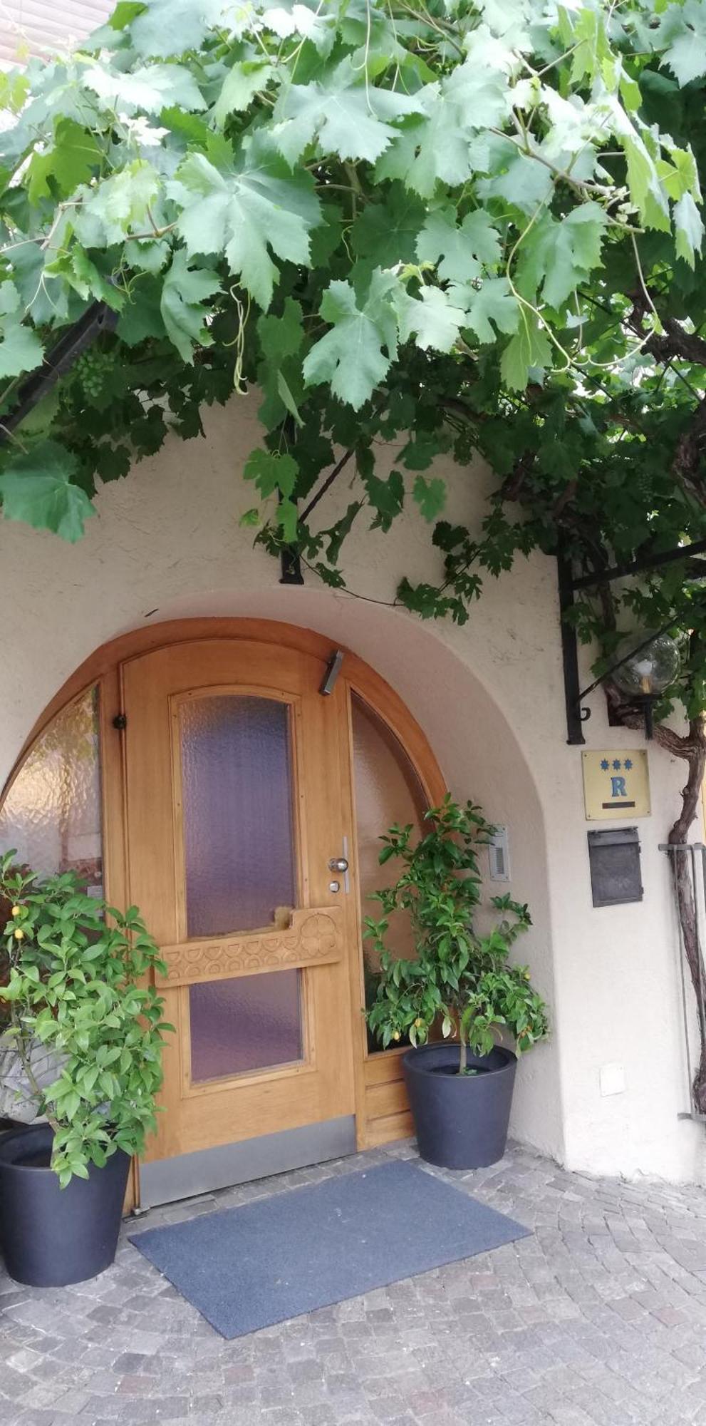Ferienwohnungen St Hippolyt Mit Hallenbad 라군도 외부 사진